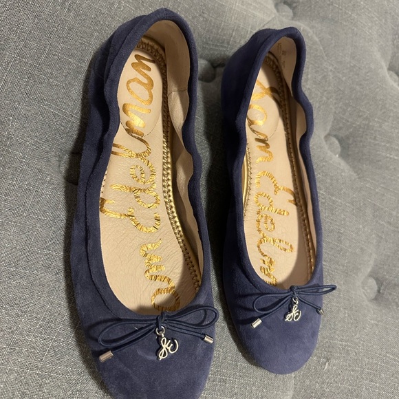 Sam Edelman Women's Felicia Navy Suede Flats - Picture 2 of 5